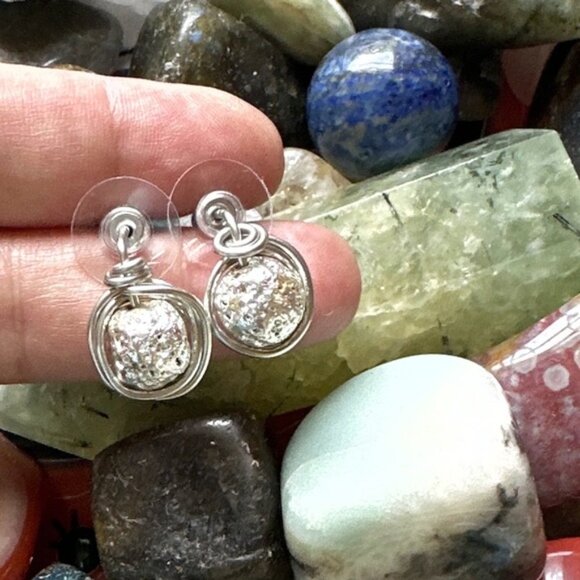 Lava rock metallic silver spheres stud earrrings - Picture 2 of 12